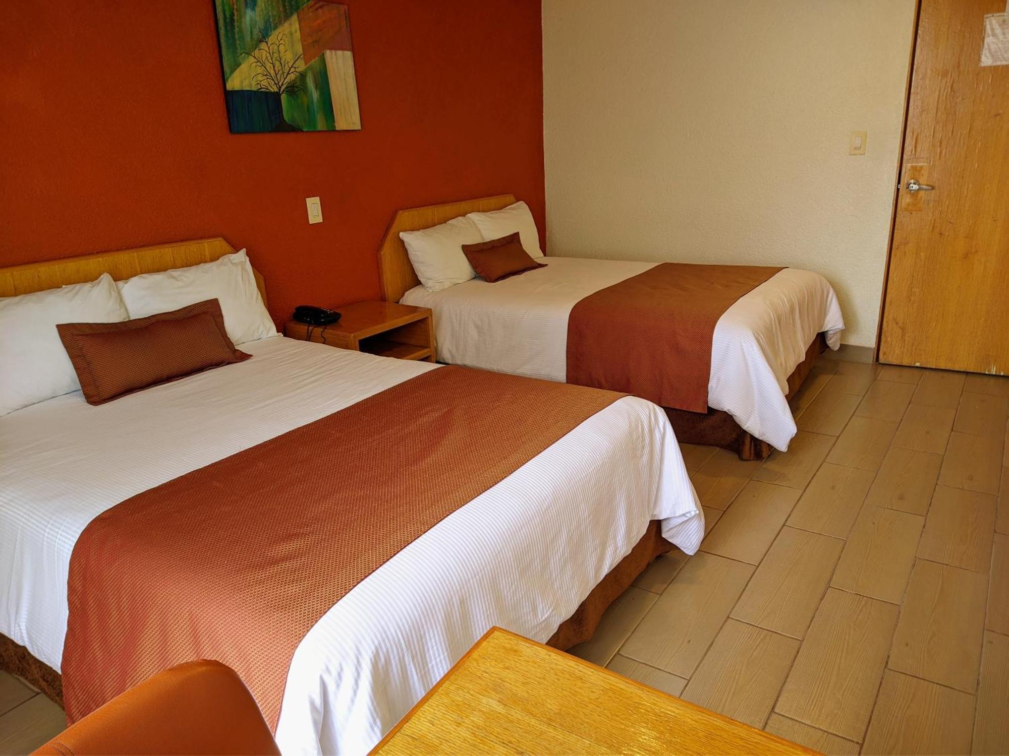 Hotel Plaza Morelos Toluca Kültér fotó