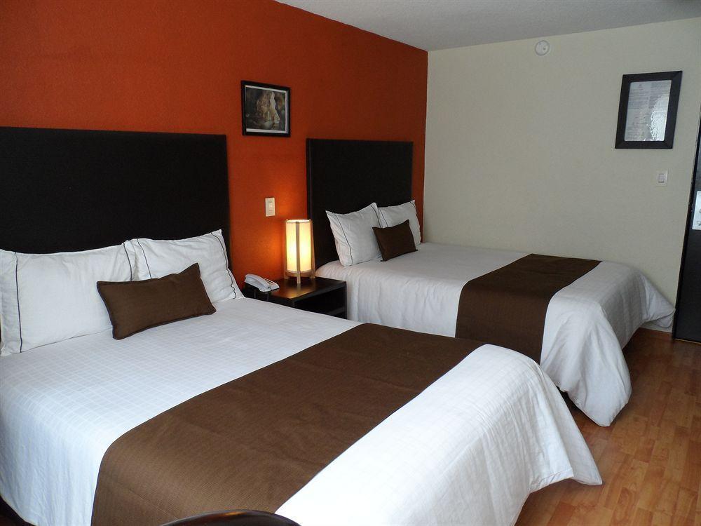 Hotel Plaza Morelos Toluca Kültér fotó